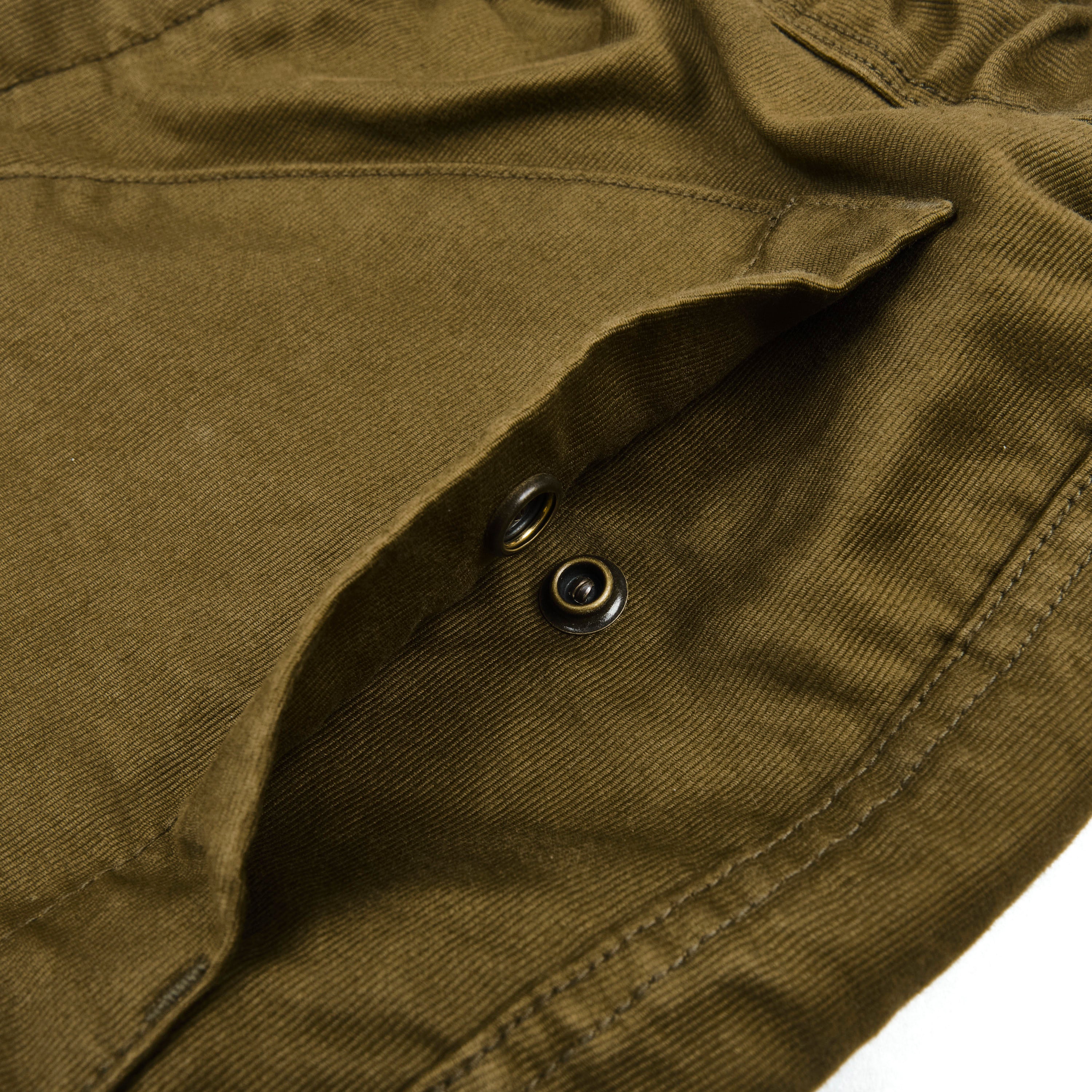 Premium Deck Short Olive