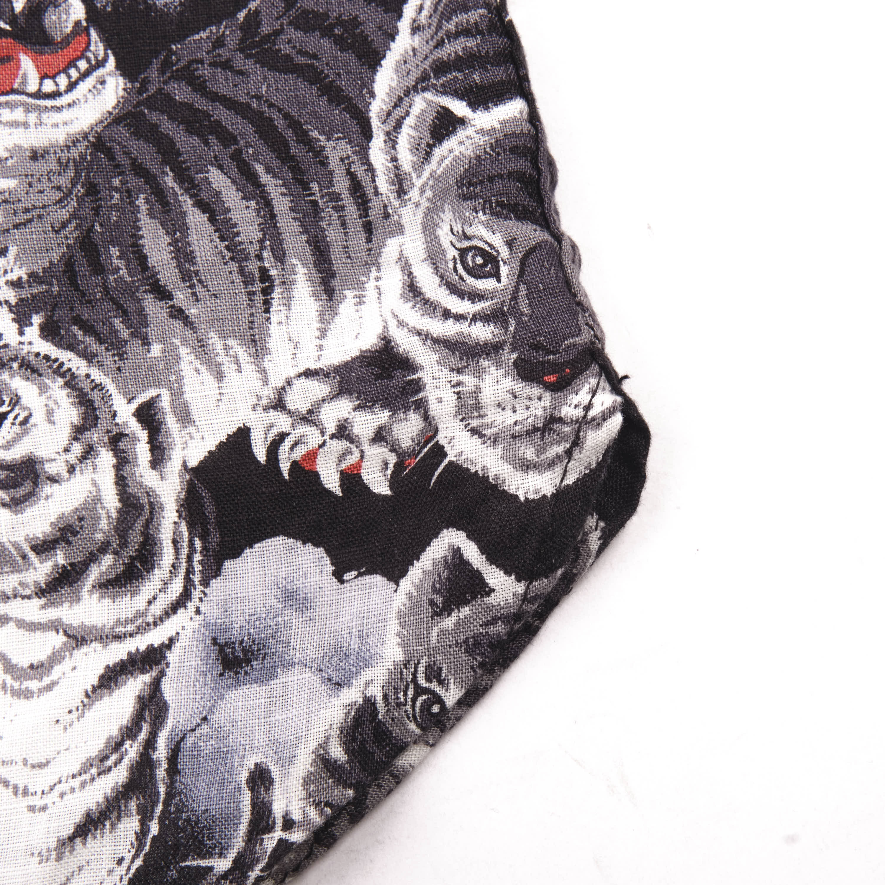 Hawaiian <span> Black Tiger </span>