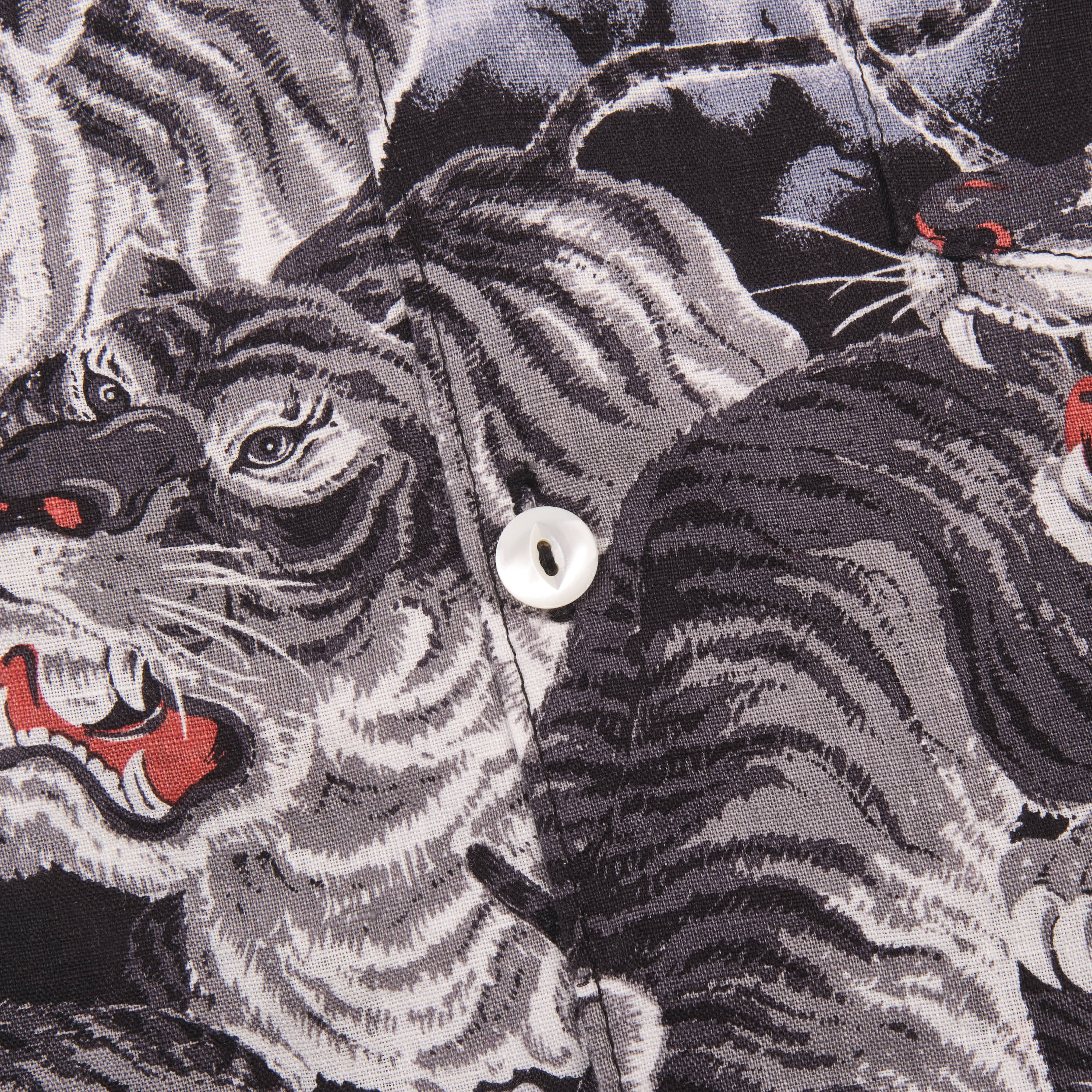 Hawaiian <span> Black Tiger </span>